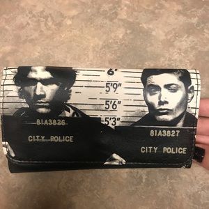 supernatural wallet! great condition!